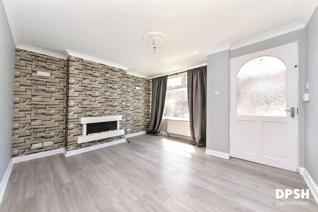 60 Granny Avenue, Churwell, Leeds photo 2