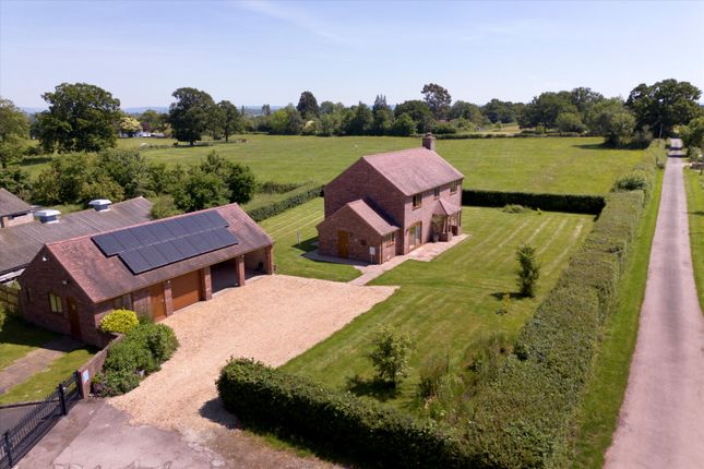 Thumbnail Detached house for sale in Taynton, Gloucester, Gloucestershire