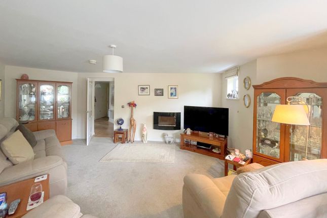 67, The Hawthorns, Flitwick photo 4