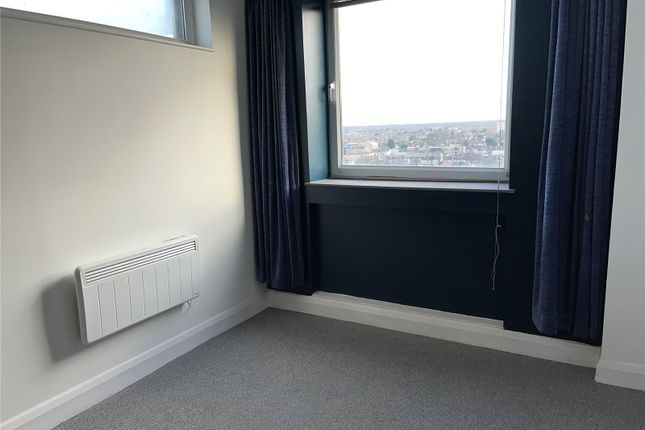 Property photo 4 of 14. Picture No. 17