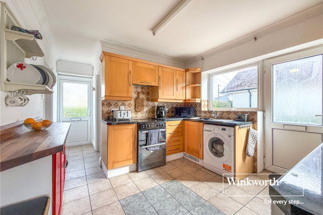 23, Hilltop Road, Dorset photo 3