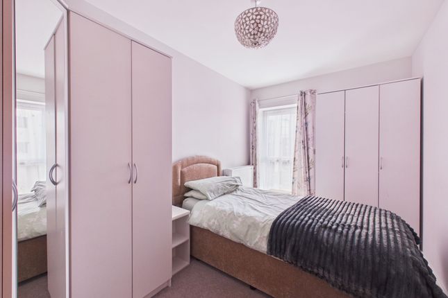 Flat 10, Atlas Place, Chatham photo 4