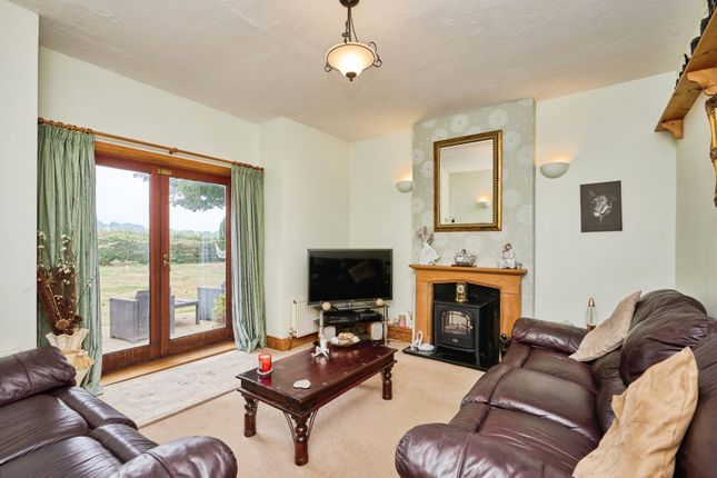 4, Woodside Avenue, Sandown photo 4