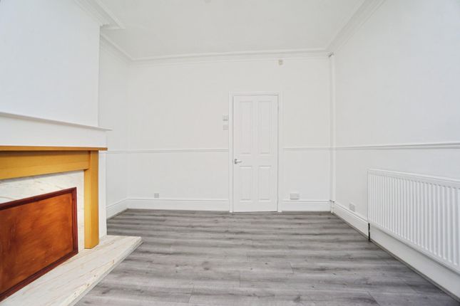 98, Taplin Road, Sheffield photo 3