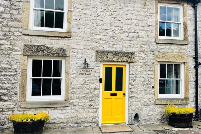 2-bed house on Sunnylea, Queen Street, Buxton, £350,000