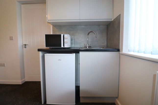 Room 7, 7, Berkeley Crescent, Dartford photo 4