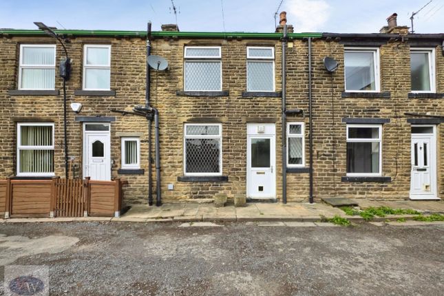 2-bed terraced on 36, East Parade, Baildon, £120,000
