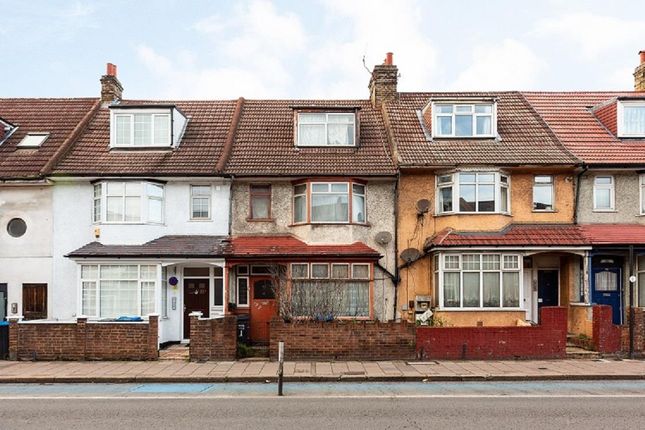 Thumbnail Property for sale in High Street, Colliers Wood, London