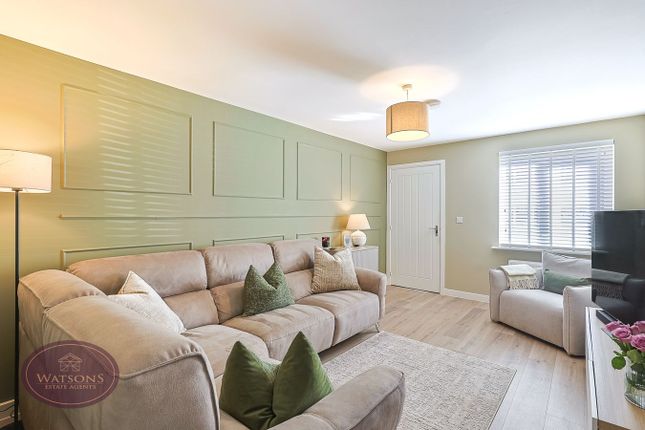 6, Hewer Close, Nottingham photo 3
