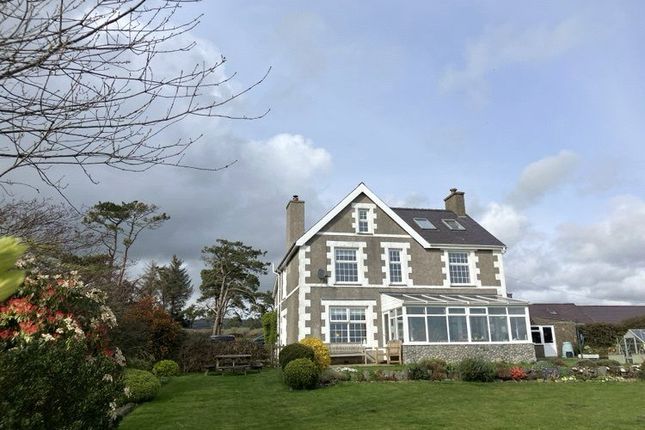 Detached house for sale in Pencaenewydd, Pwllheli, Gwynedd