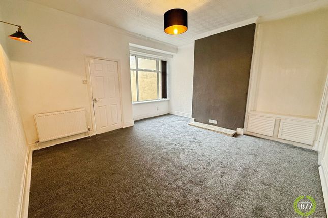 218 Briercliffe Road, Burnley photo 3