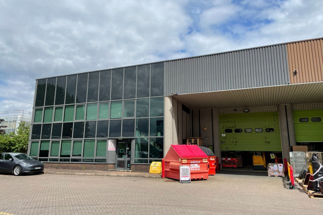 Industrial to let in Prologis Park, Chessington