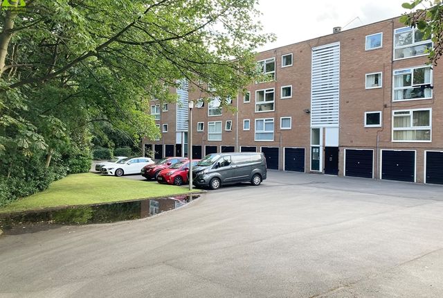 Thumbnail Flat for sale in Catherine House, Heaton Mersey