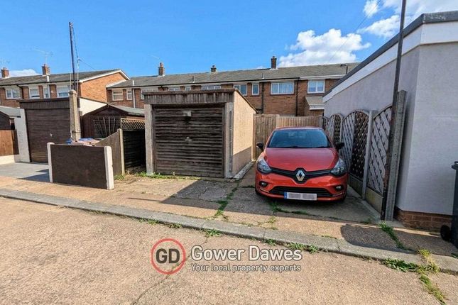 18, Nicolas Walk, Chadwell St.Mary photo 2