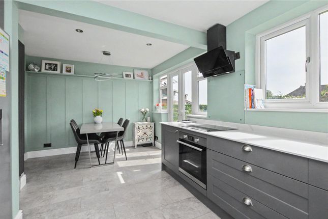 26, Northwood Falls, Leeds photo 4