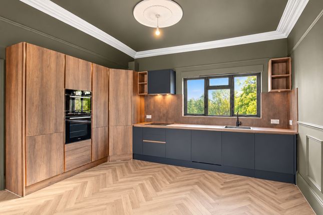 37c Allerton Road, London photo 3