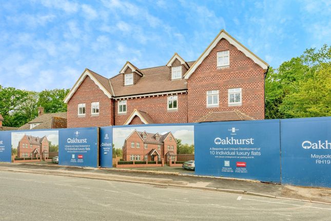 Thumbnail Flat for sale in Maypole Road, East Grinstead