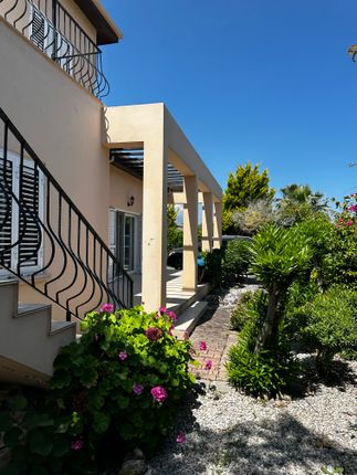 Detached house for sale in Bill Rae, Ozankoy, Cyprus