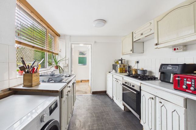 150 Kirkby Road, Sutton-In-Ashfield photo 3