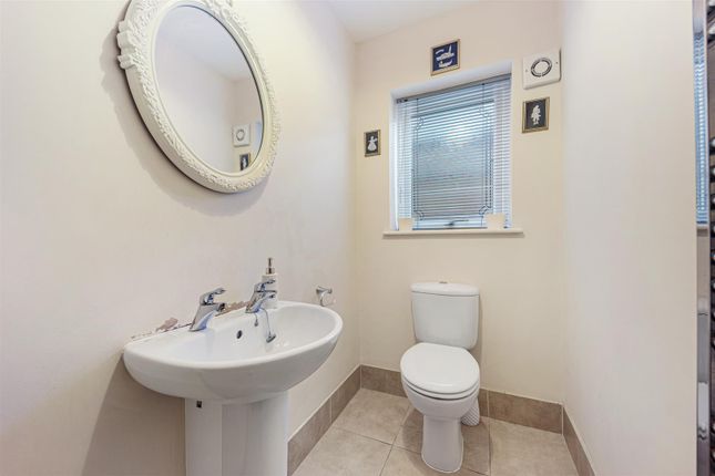Gf WC