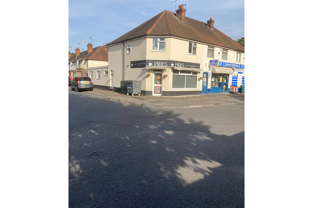 Thumbnail Restaurant/cafe for sale in Farm Road, Esher