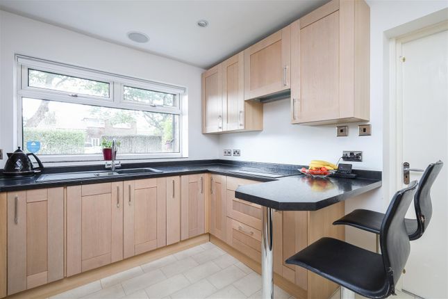 Merrilees, Oakwood Road, Burgess Hill photo 4
