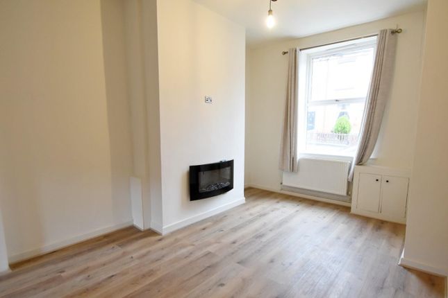 9, Garston Street, Bury photo 3