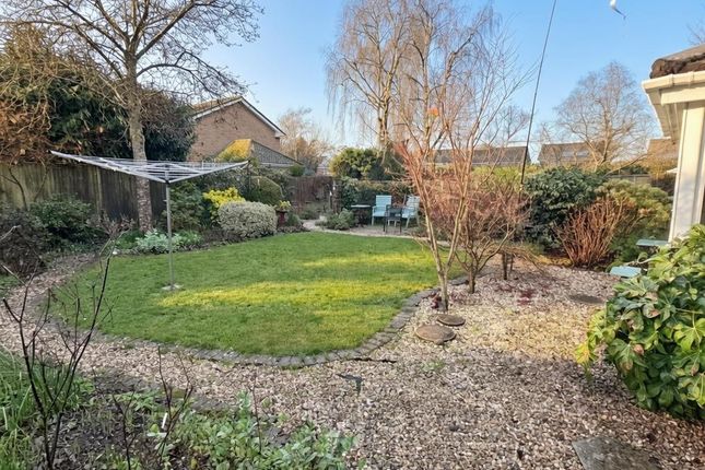 15, Cheviot Close, Newbury photo 3