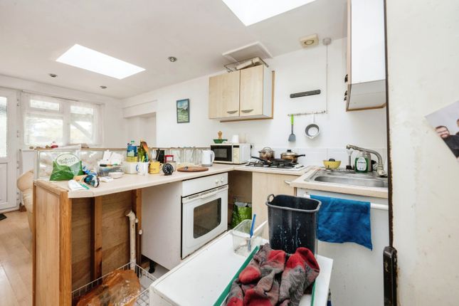 Semi-detached house for sale in Newnham Avenue, Bedford