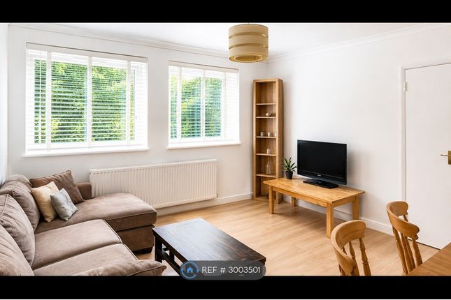 Flat, Shawfield Court Church Road, West Drayton photo 3