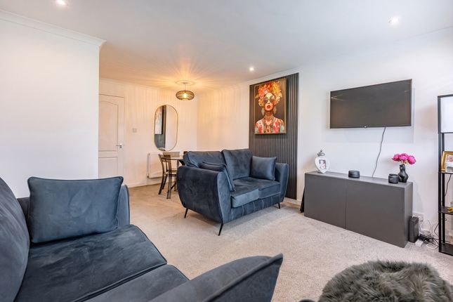 38 Langlea Avenue, Cambuslang, Glasgow photo 2