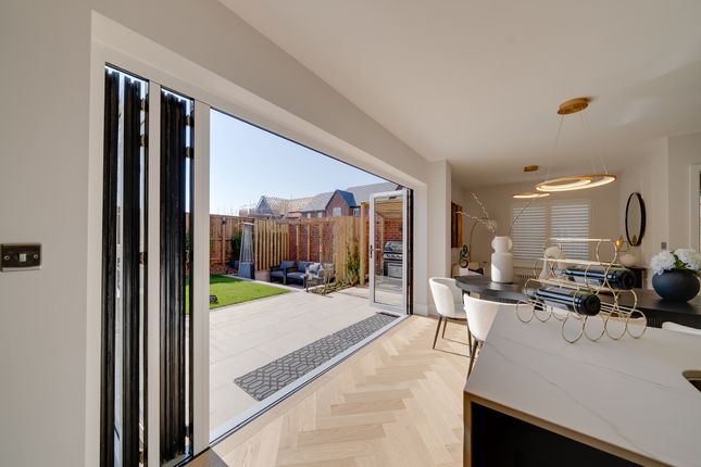 19, Ballumbie Road, Dundee photo 4