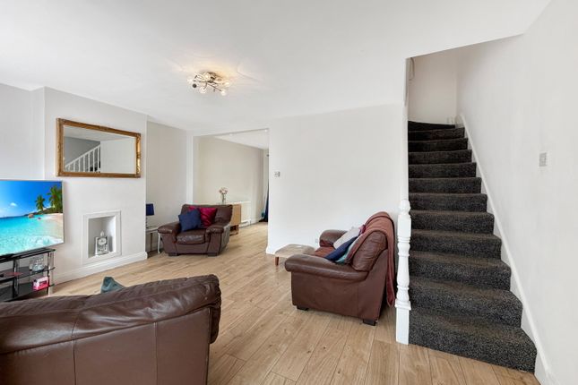 83, Kingsman Road, Stanford-le-hope photo 4