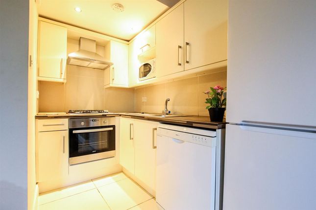 41 Oakland Road, Newcastle Upon Tyne photo 3