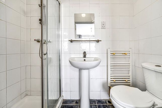 Room 1, 85, Chatsworth Crescent, Hounslow photo 4