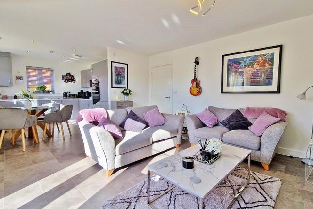 12, Millet Road, Kirby Cross photo 3