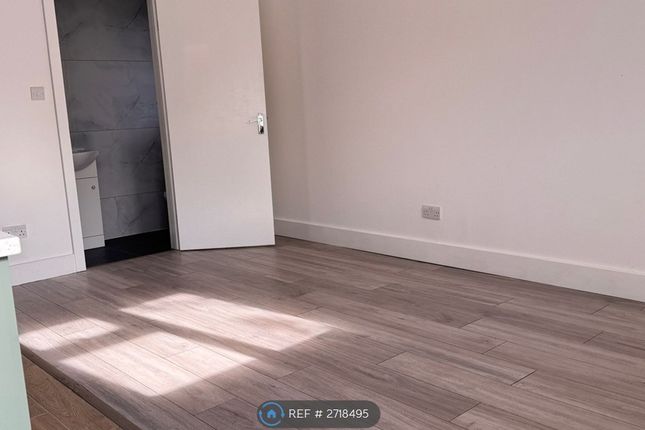 Lansdell Road, Mitcham photo 5