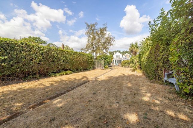 Rose Tree Cottage, One Pin Lane, Farnham Common photo 4