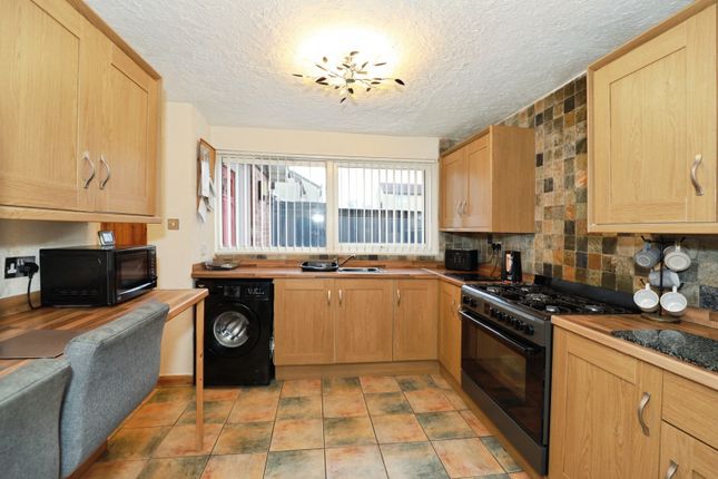 22, Bentley Grove, Cheshire photo 4