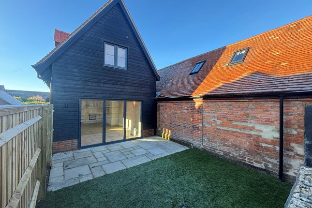 Primrose Lodge, 51D High Street, Princes Risborough photo 3
