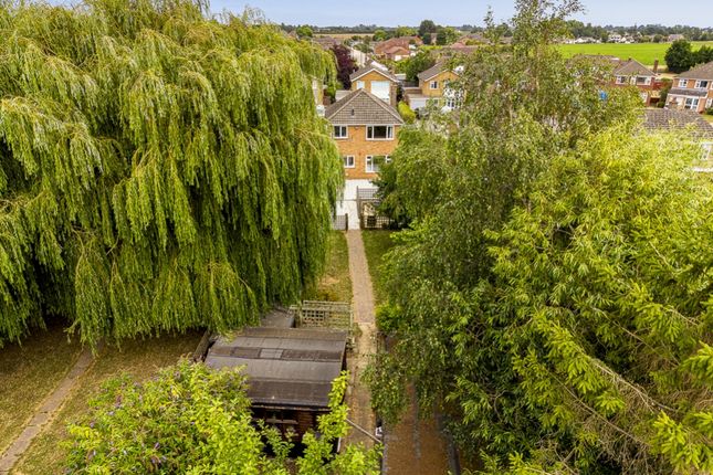 16, Greenfields, Spalding photo 4