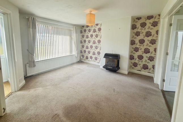 6, Cleeve Mount, Leicestershire photo 2