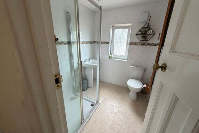 18, Telford Lane, Corby photo 5