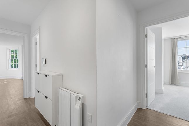 Flat 15, Stirling House, College Road, Cheltenham photo 3