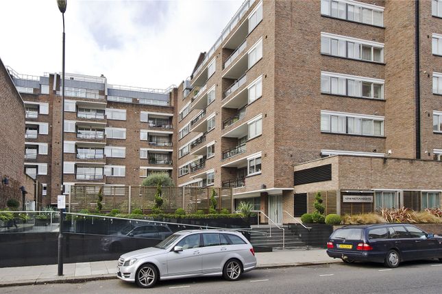 Flat for sale in Kensington Heights, 91-95 Campden Hill Road, London