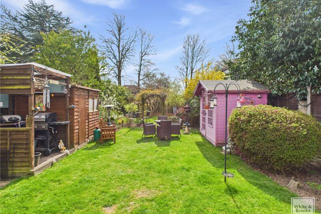 29 Aldwick Gardens, Bognor Regis photo 3