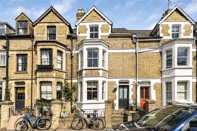Thumbnail Terraced house for sale in Western Road, Grandpont