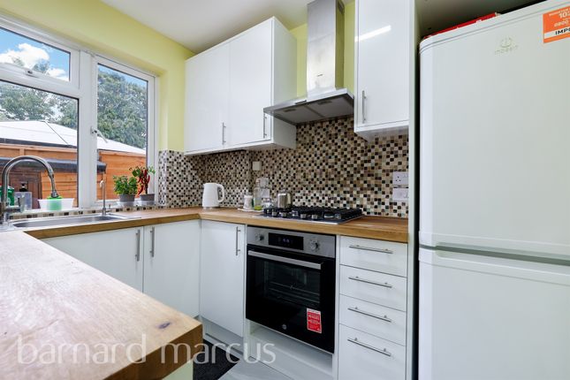5, Southern Down, Ashfield Avenue, Feltham photo 4