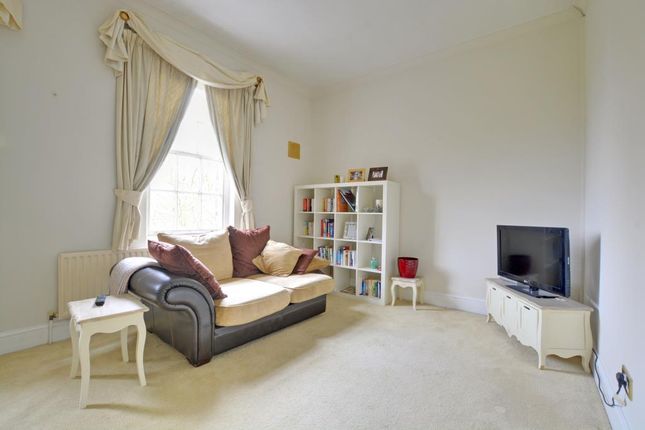 Thumbnail Flat to rent in Well Hall Road, Eltham, London