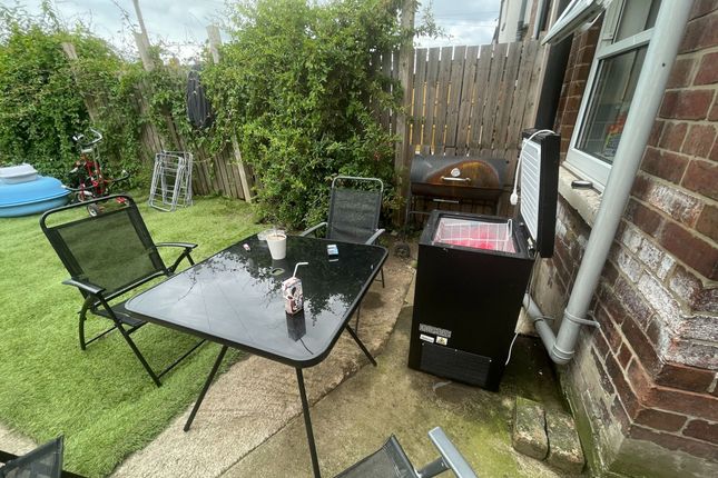 132 Urban Road, Doncaster photo 3